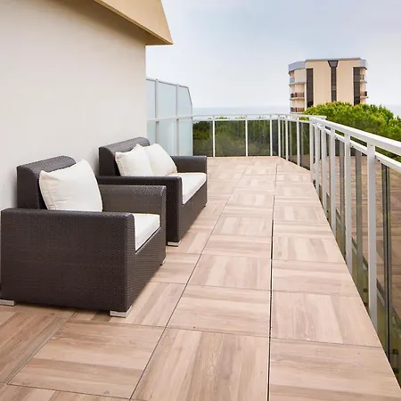 Ξενοδοχείο President