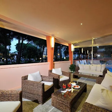 President Szálloda 3*