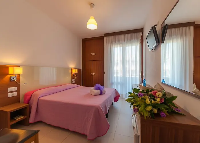 Ξενοδοχείο President Μπιμπιόνε