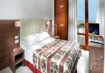 بريزيدنت 3* بيبيوني